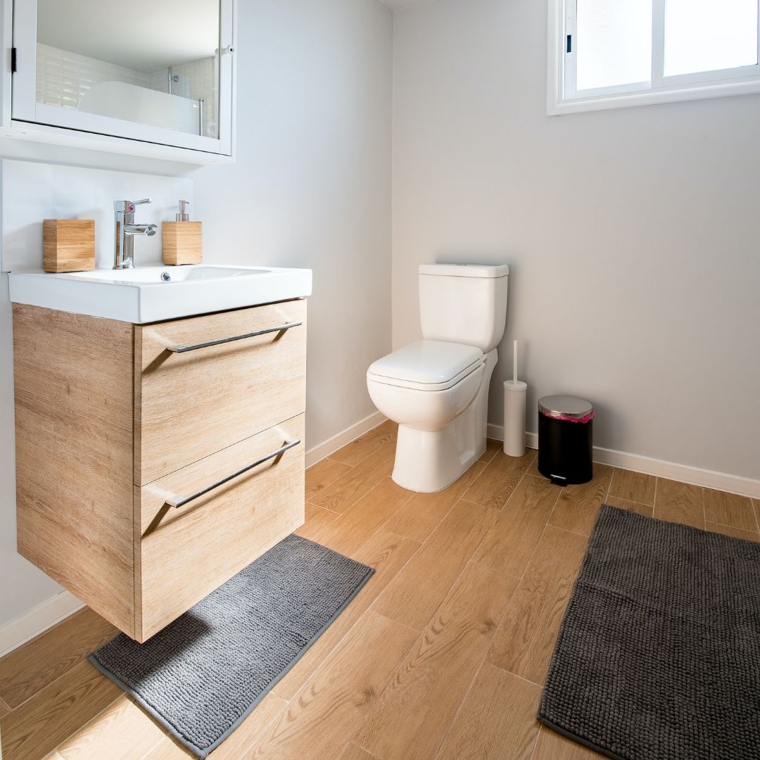 bathroom with sink and toilet